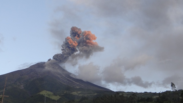 Tungurahua Vulkan aktiv 2014